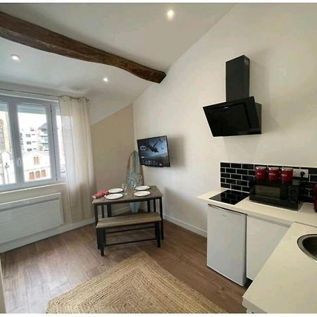 The California Dream - Hyper-Centre - 2Mn Gare Sncf - Wifi Netflix Gratuit Apartment Niort Exterior photo